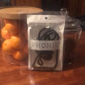 iPhone 11 max  no chain no game